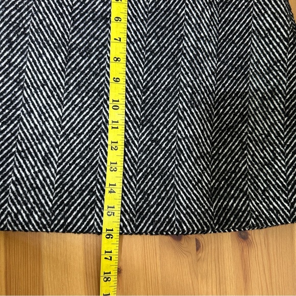 GAP Black & White Tweed Herringbone Mini Skirt | Winter Textured A-Line Size 10 - Picture 8 of 8